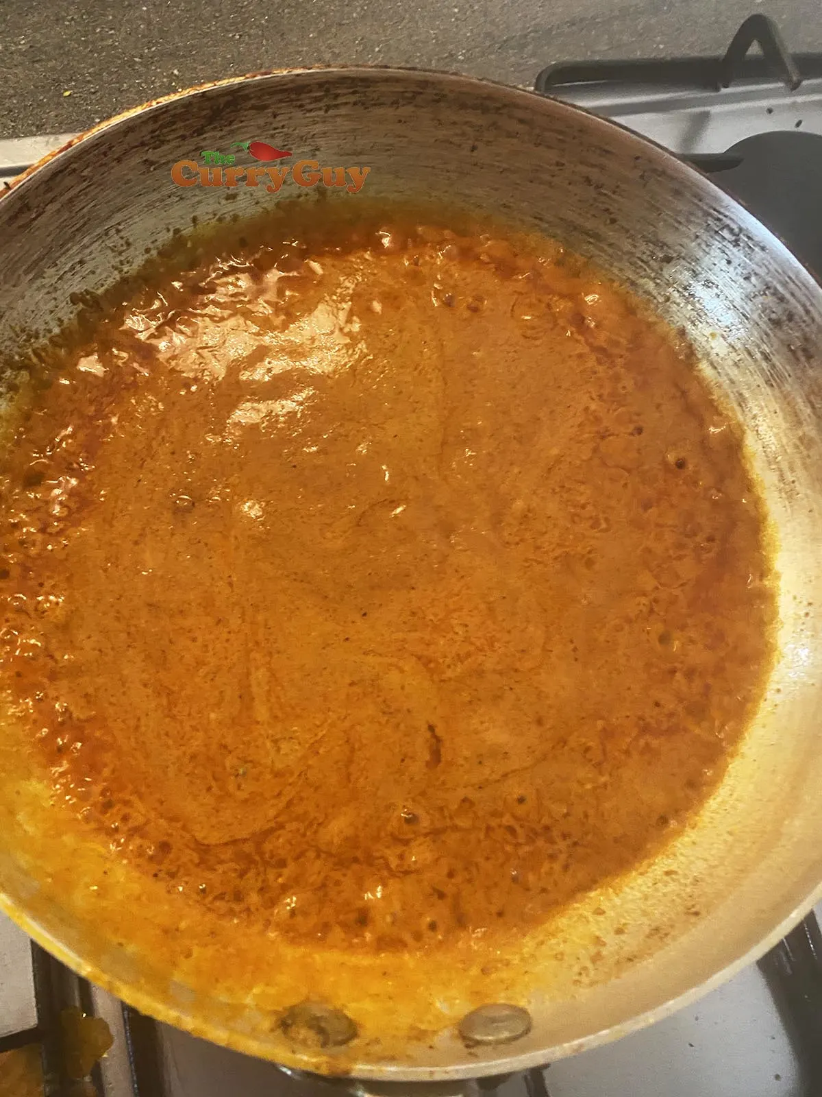 Adding base sauce for Chicken Tikka Masala