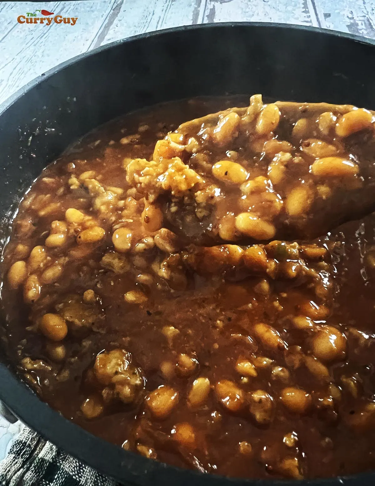 The finished barbecued baked beans.