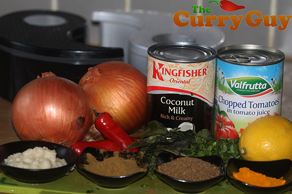 Ingredients for chicken and coconut curry