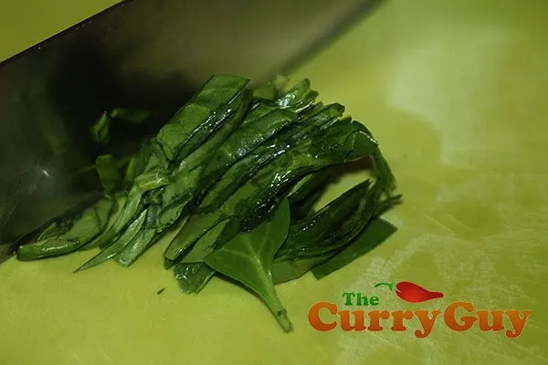 Crispy fried spinach