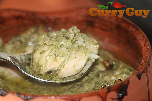 Mild Naga Chilli and Coriander Chicken Curry