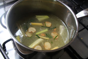Making Thai Tom yum Gai Soup