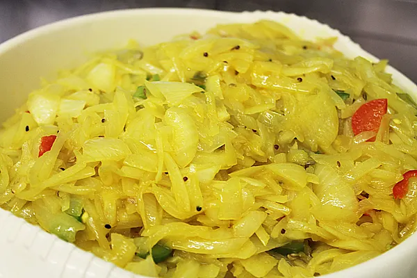 British Indian Restaurant (BIR) Style Cooked Onion