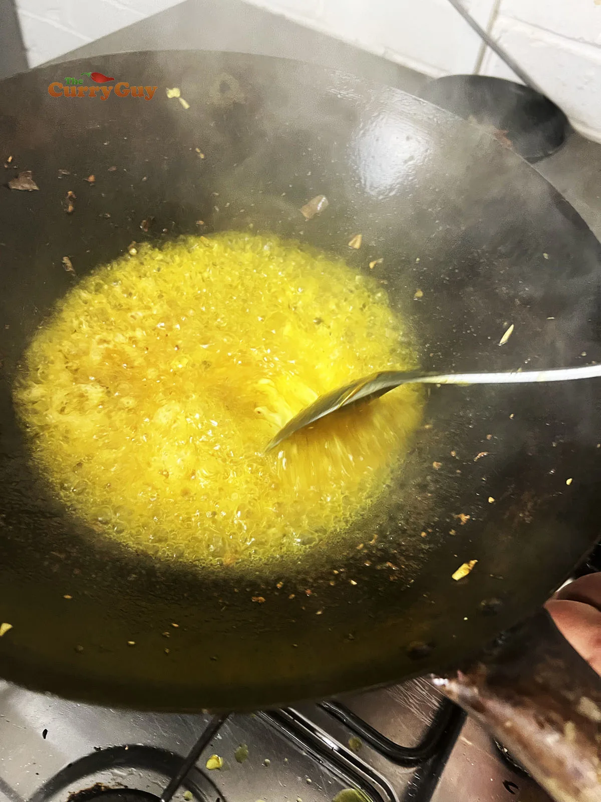 Frying ghee and yoghurt together