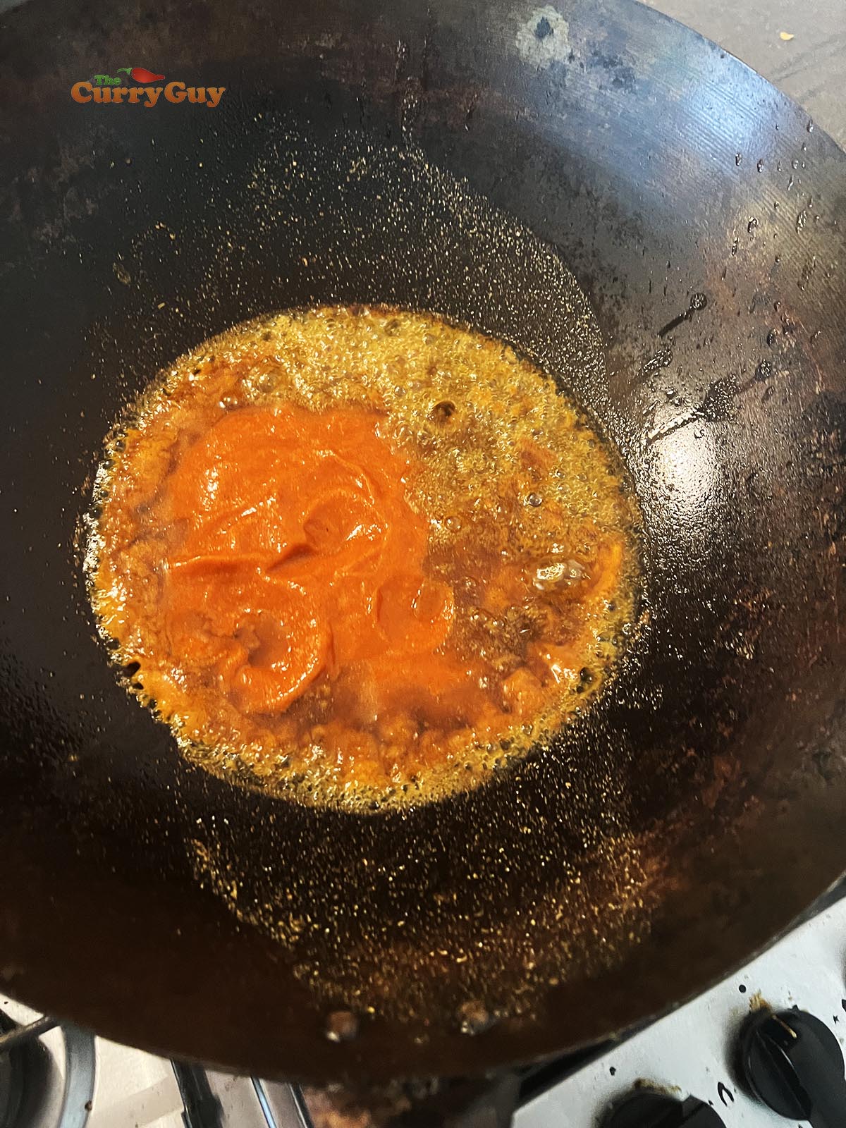 Simmering sambal