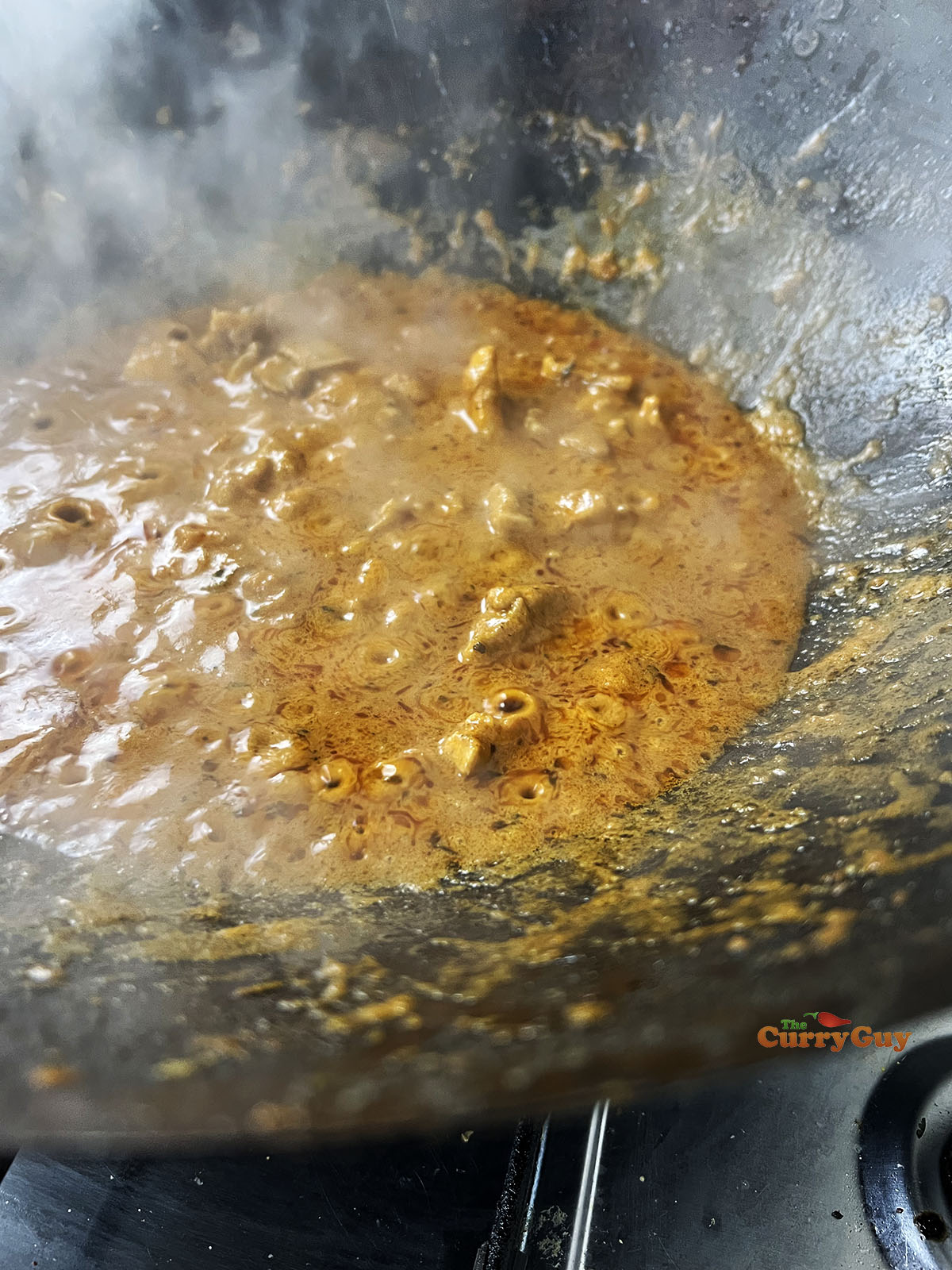 Thickened butter chicken karahi sauce