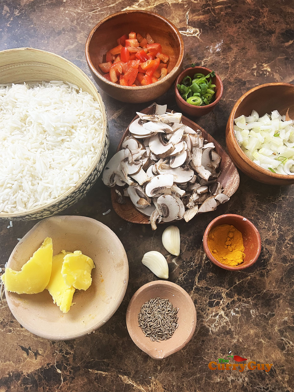 Ingredients for mushroom fried rice.
