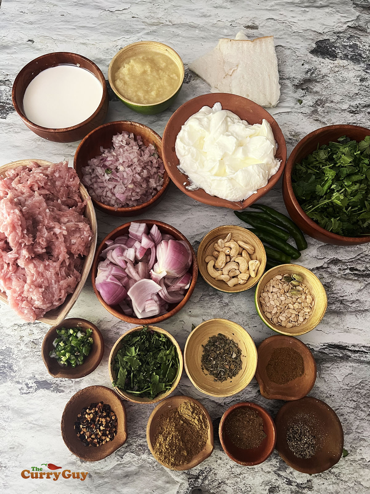 Ingredients for white chicken shahi korma