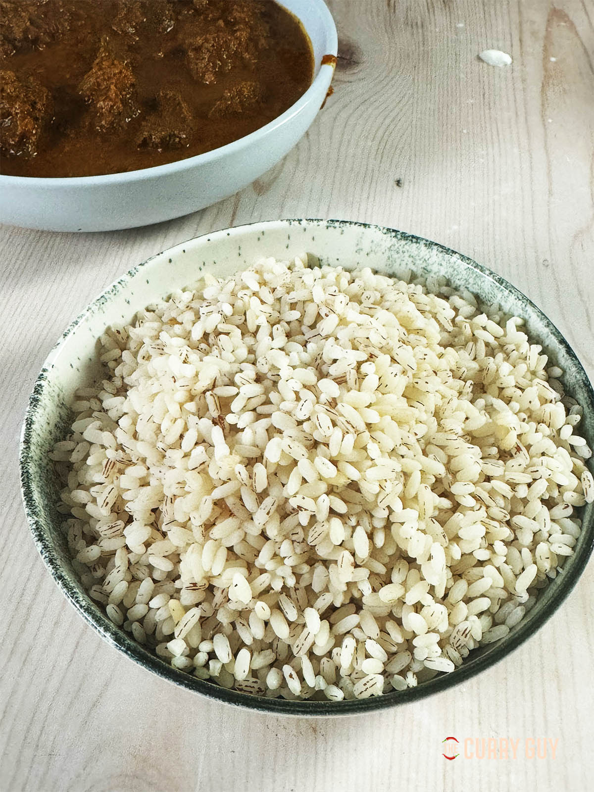 Un bol de riz Matta cuit.