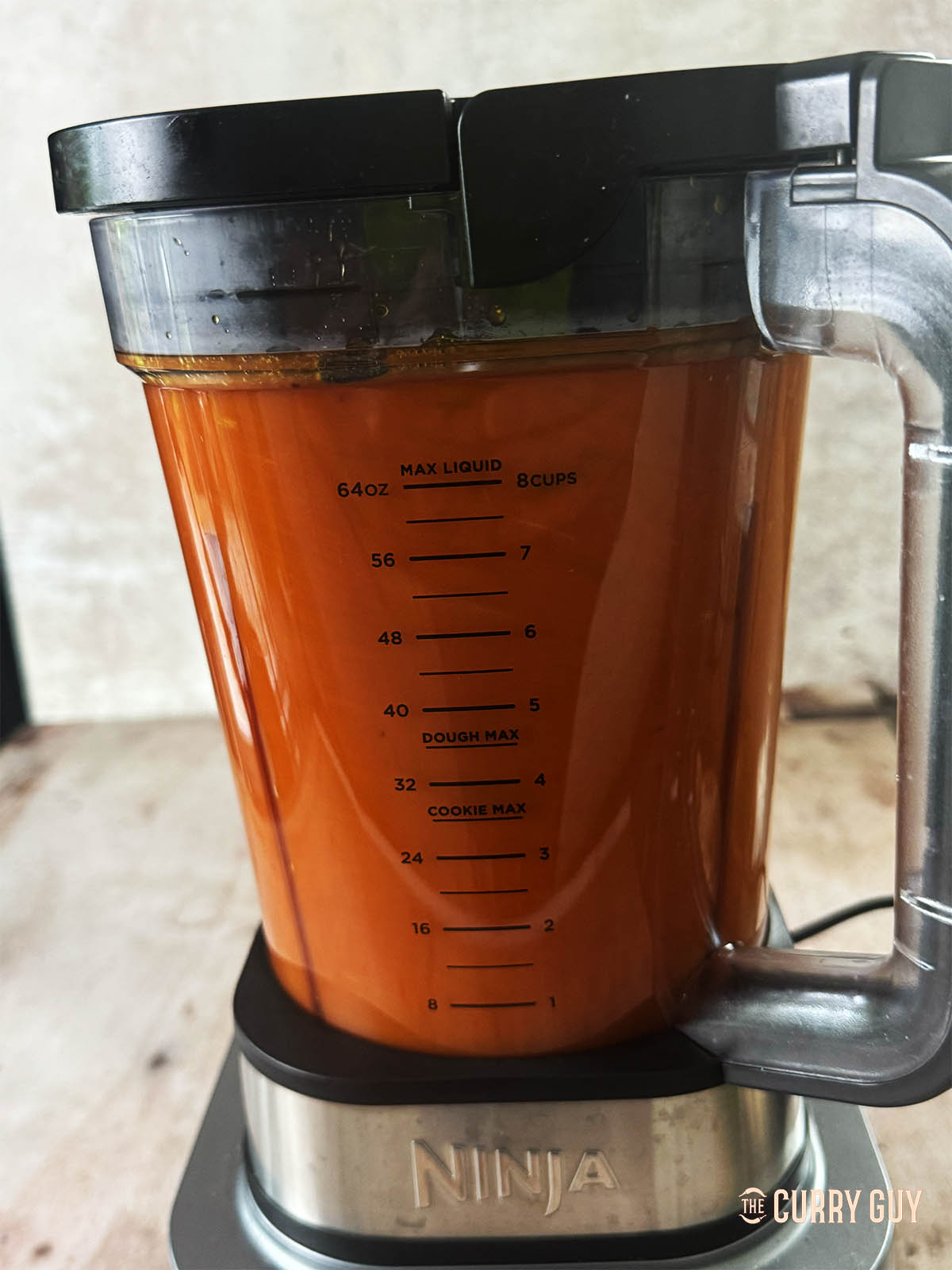 Blending the soup until smooth. 