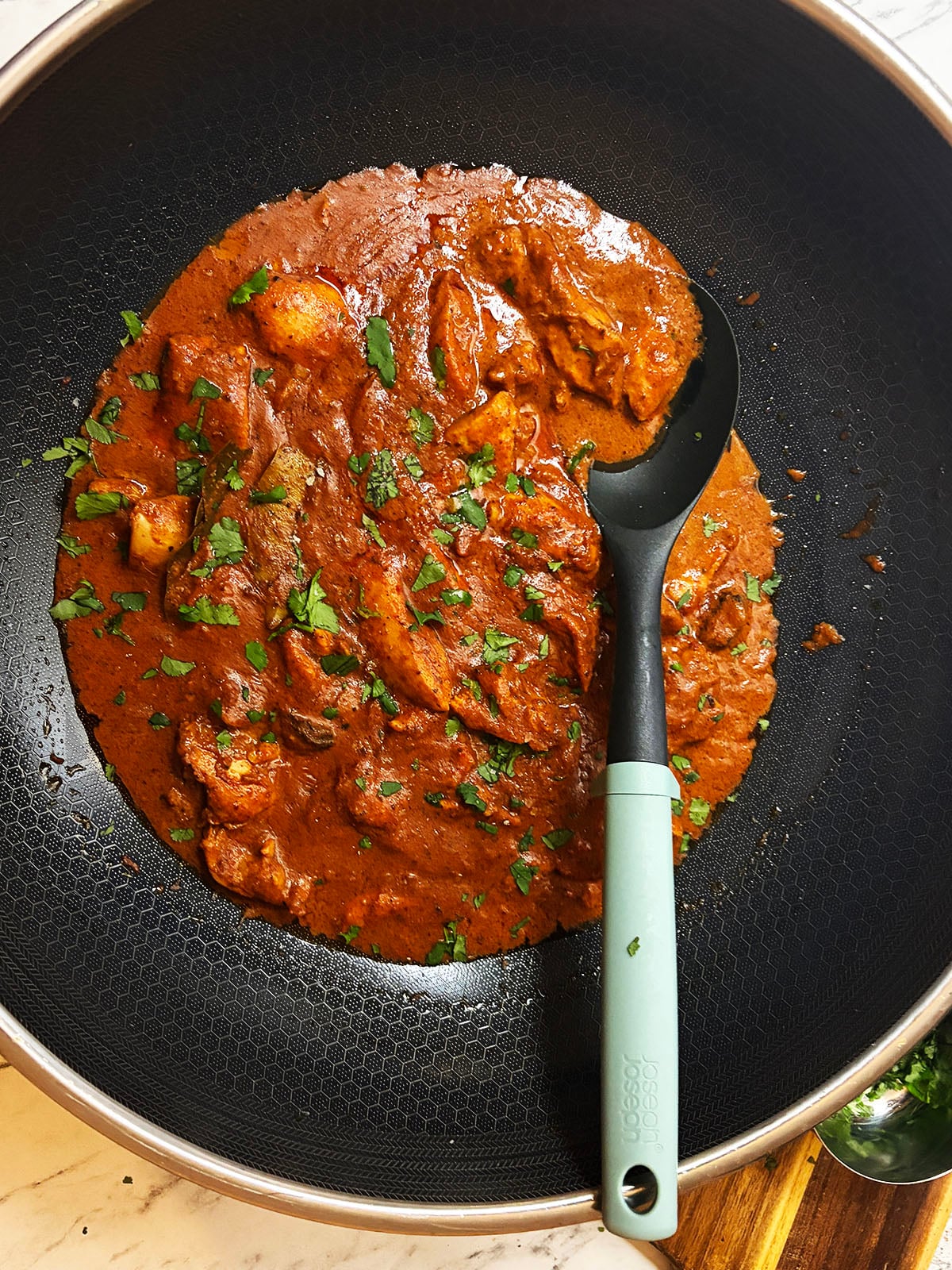 Finished chicken angara dish